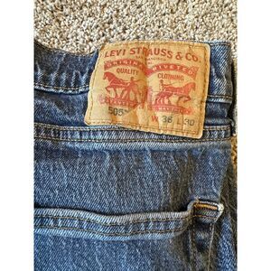 Levi's 505 Jeans